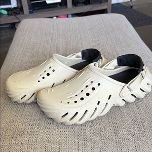 Crocs Echo clogs